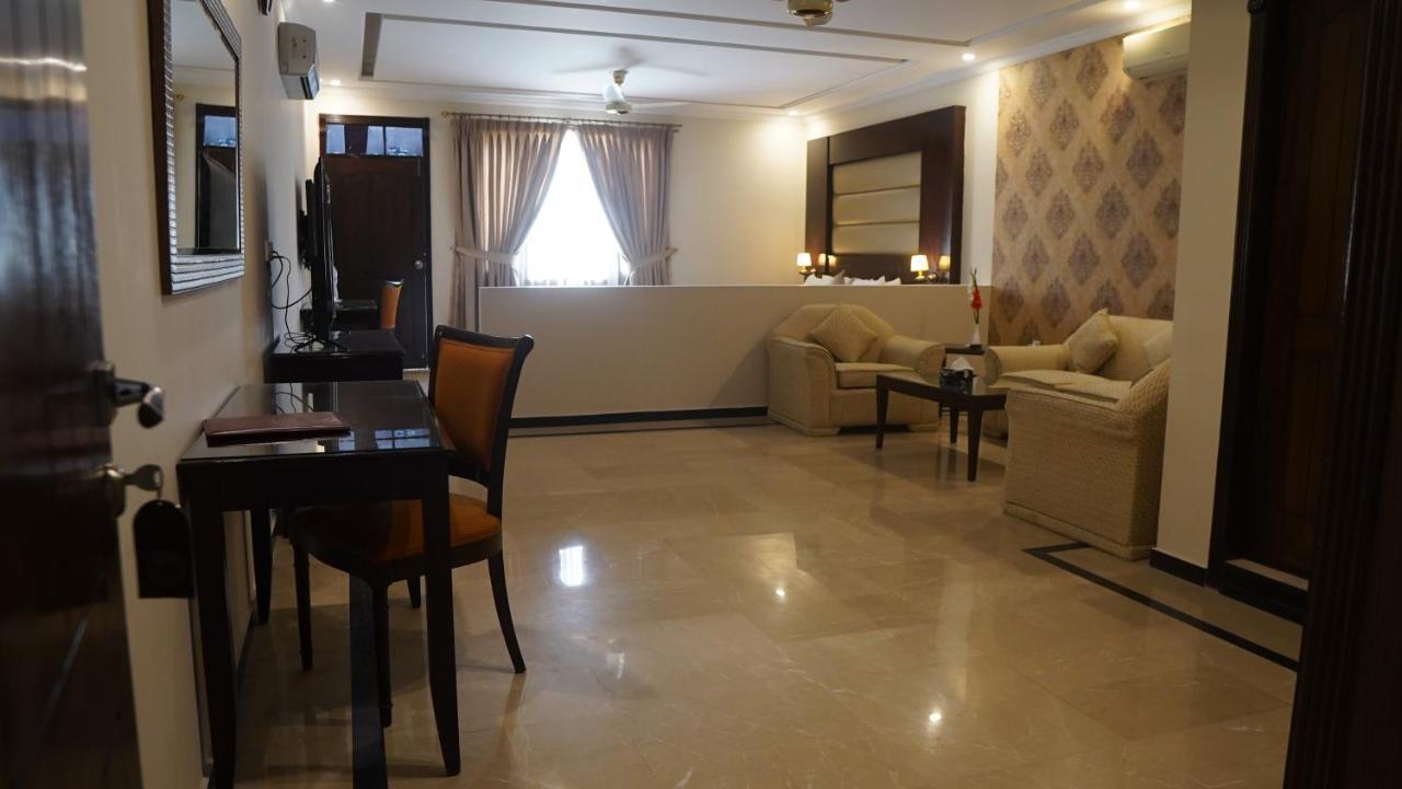 Magnolia Boutique House Hotel Исламабад Екстериор снимка